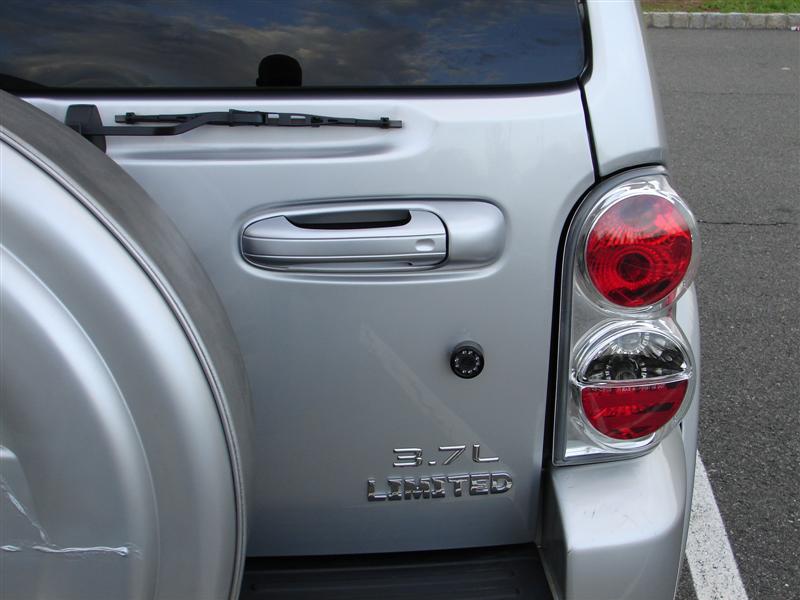 http://www.inmyhappyplace.com/jeep/image/asn2.jpg